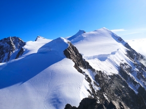 Mountaineering course, Alpine Energy Guiding, mountaineering & ski adventures, Andrew Lanham Mountain Guide, Chamonix, Aosta Valley, Swiss